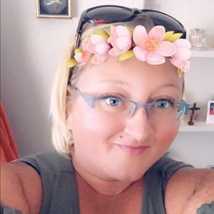 Meet your Posher, Dawn